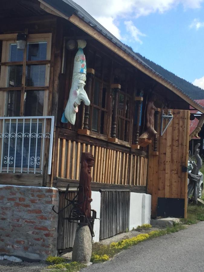 Holiday home Drevenica Art Galery *